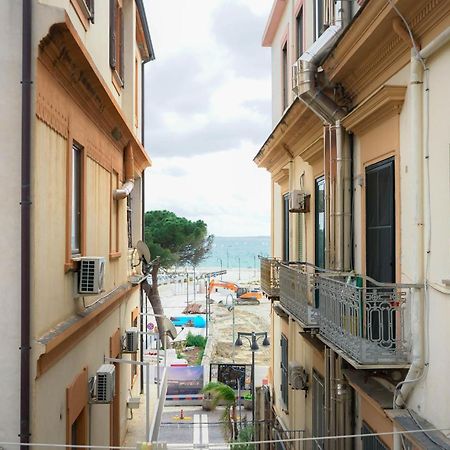Anyma Home Crotone Exterior photo